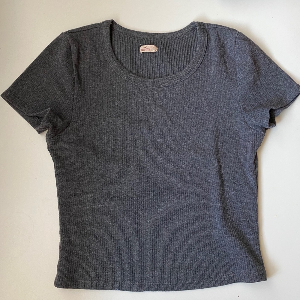 Hollister Grey Ribbed Crop Top